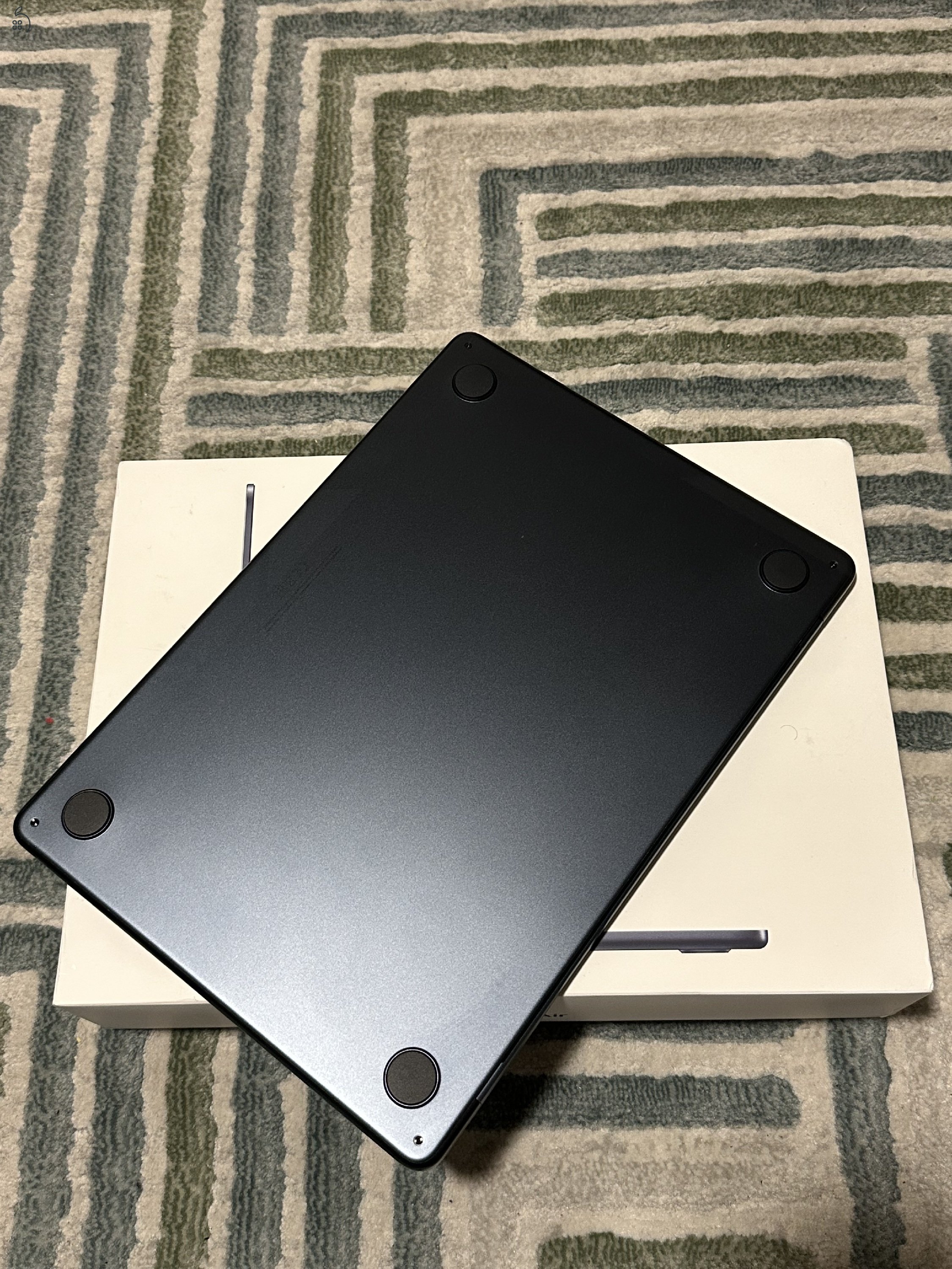 MacBook AIR 13,6” M4 16Gb/512GB MEDIAMARKT számla! 2 év garancia