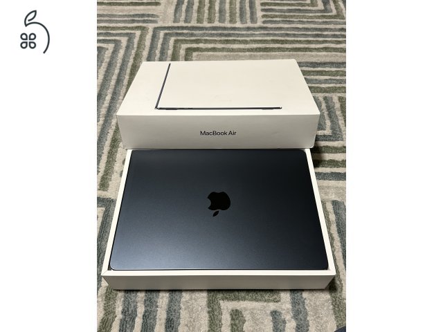MacBook AIR 13,6” M4 16Gb/512GB MEDIAMARKT számla! 2 év garancia