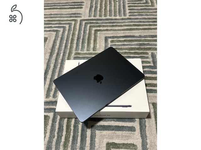 MacBook AIR 13,6” M4 16Gb/512GB MEDIAMARKT számla! 2 év garancia