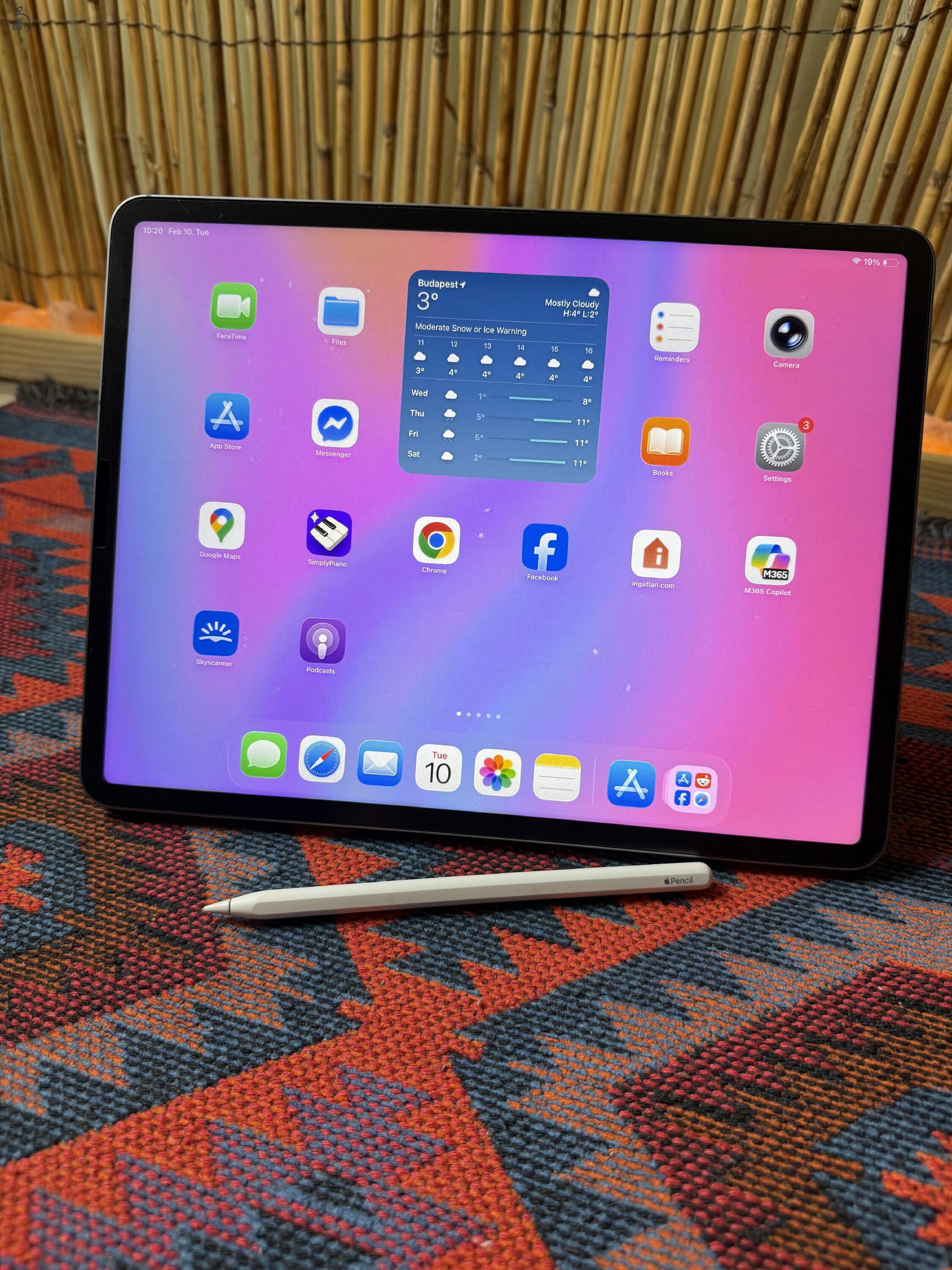 Apple Ipad Pro 12.9 2022 256GB Wifi+Cellular Ajándék apple folio tok + apple pencil