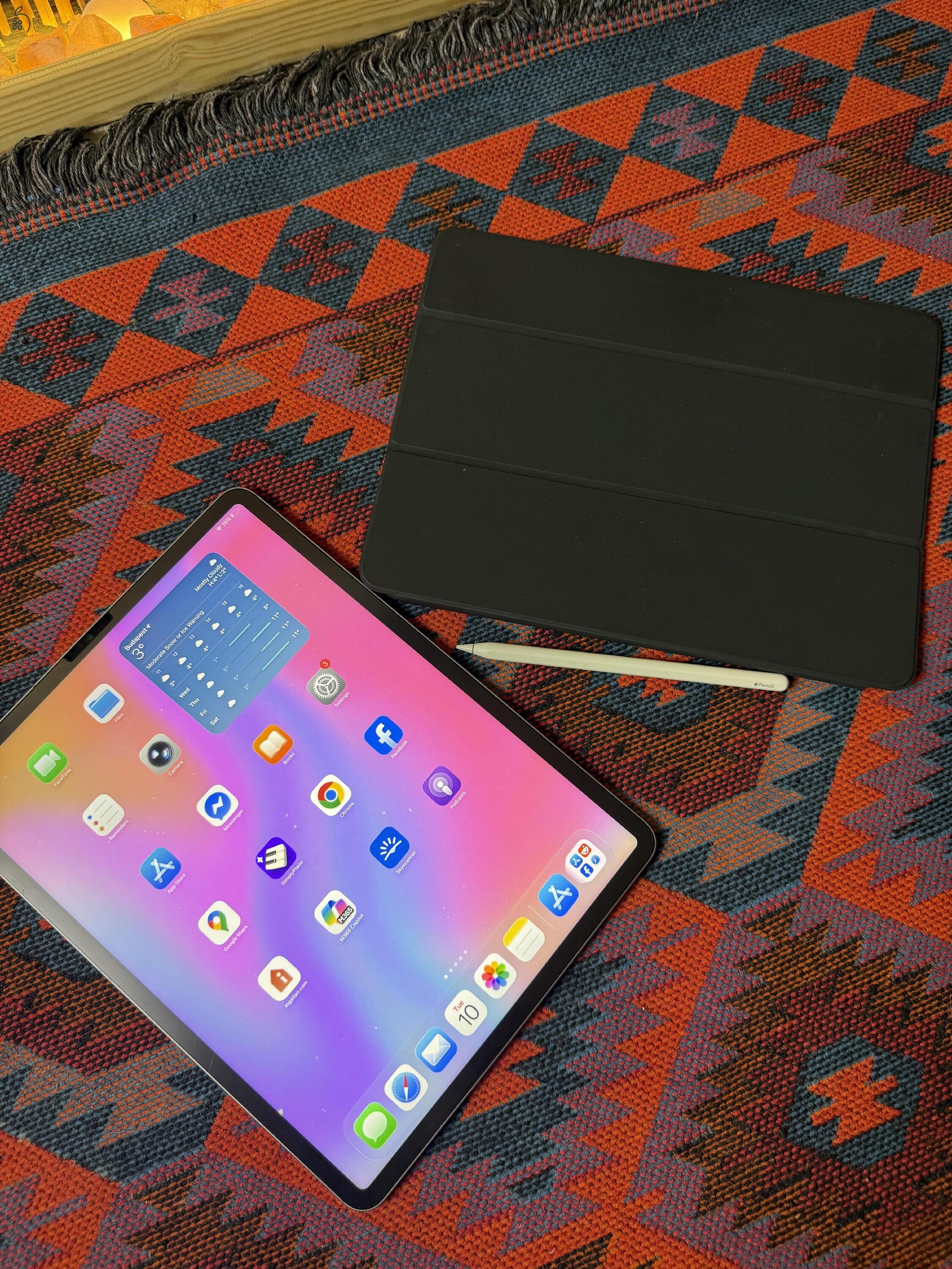 Apple Ipad Pro 12.9 2022 256GB Wifi+Cellular Ajándék apple folio tok + apple pencil