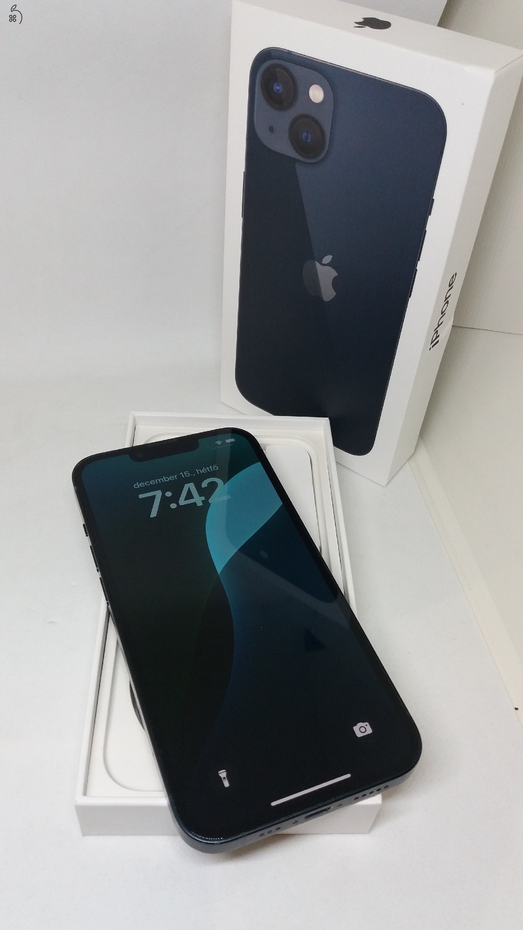 Karcmentes APPLE iPhone 13 - 256GB - 87% - Midnight Black színben ! ! !