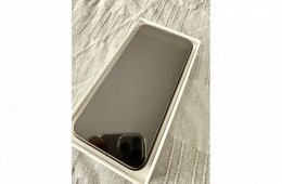 Eladó iPhone 13 Midnight 128GB // gyárilag FÜGGETLEN //