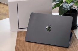 Hibátlan MacBook Air 2024 M3 13” Midnight 256GB 8GB 2 ÉV Garanciával 94%