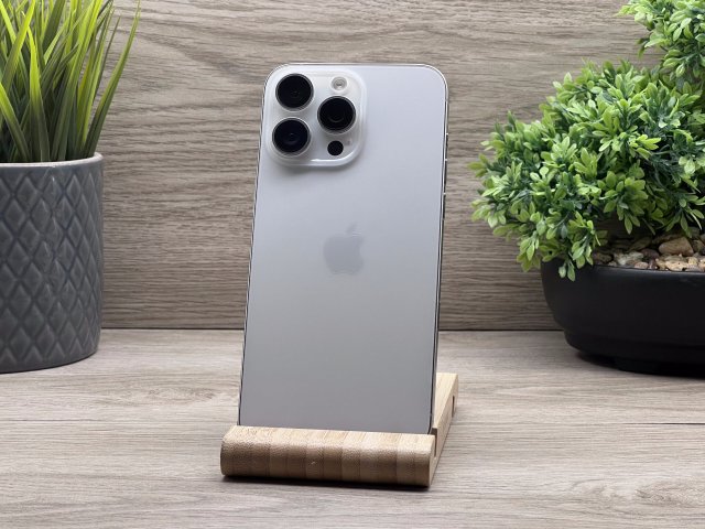 Hibátlan iPhone 15 Pro Max White Titanium 512GB 2 ÉV Garanciával 91%