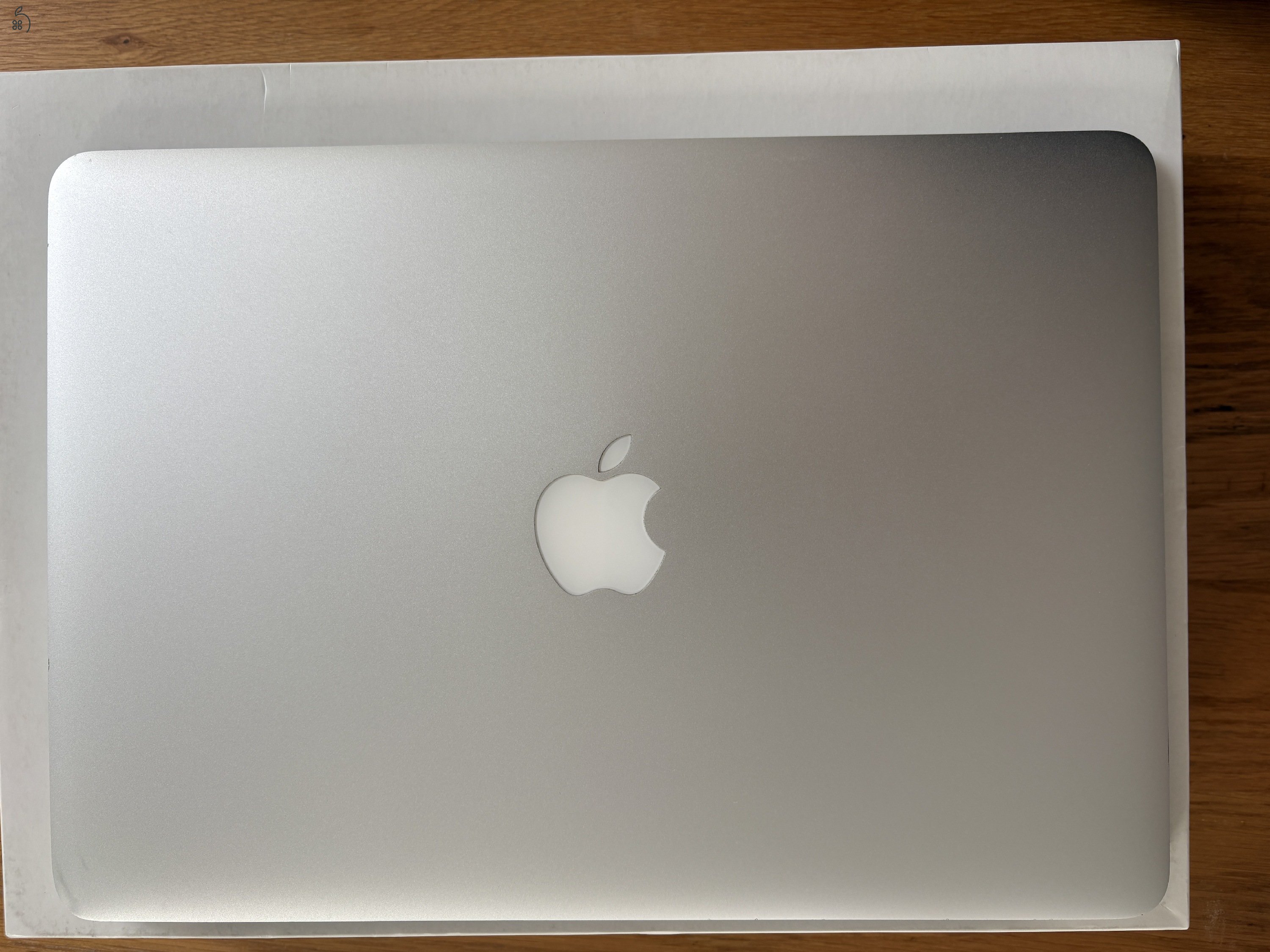 Apple MacBook Air 13 A1466 (2017)