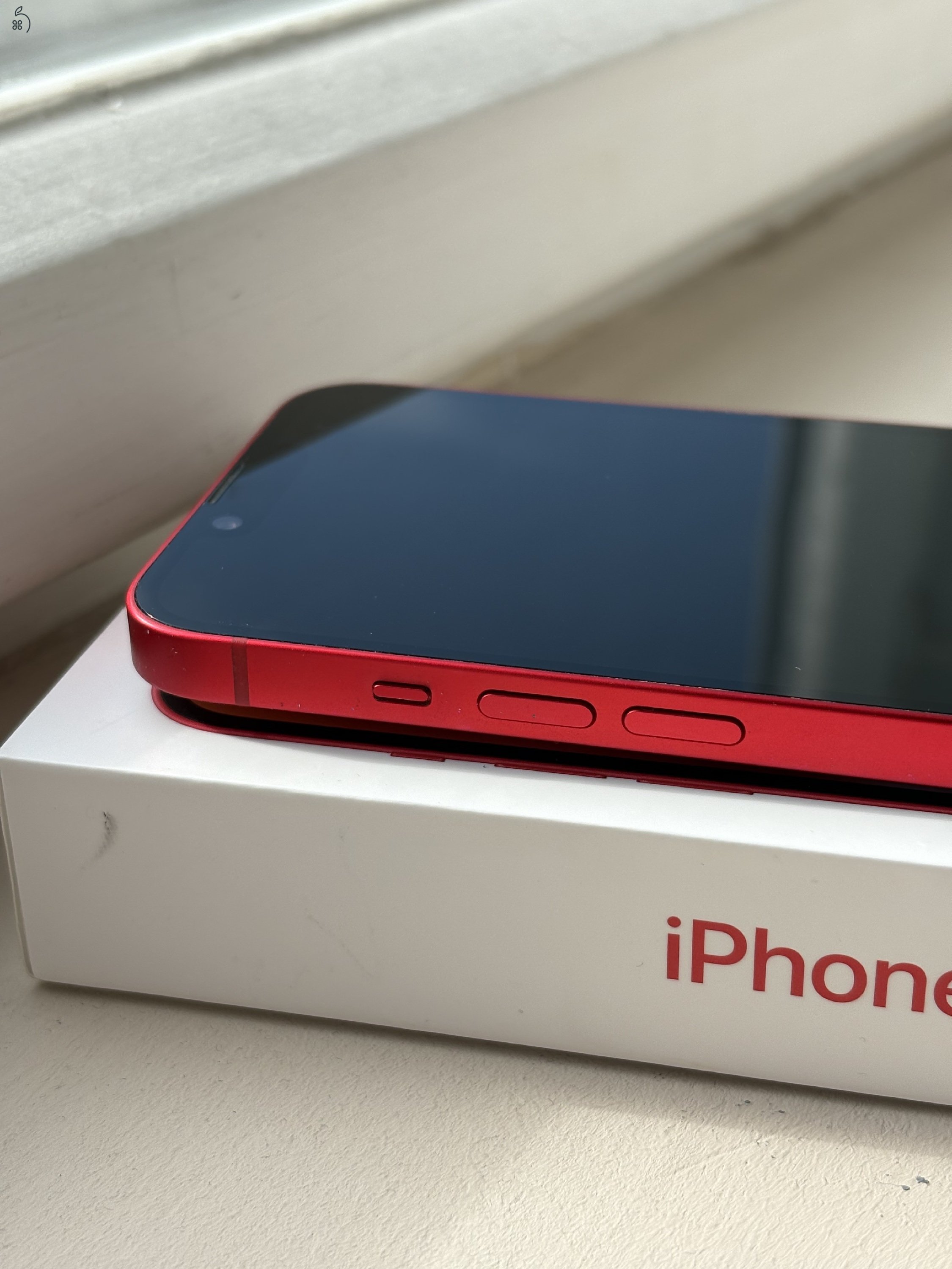Apple iPhone 14 Red 256GB független 100% aksi