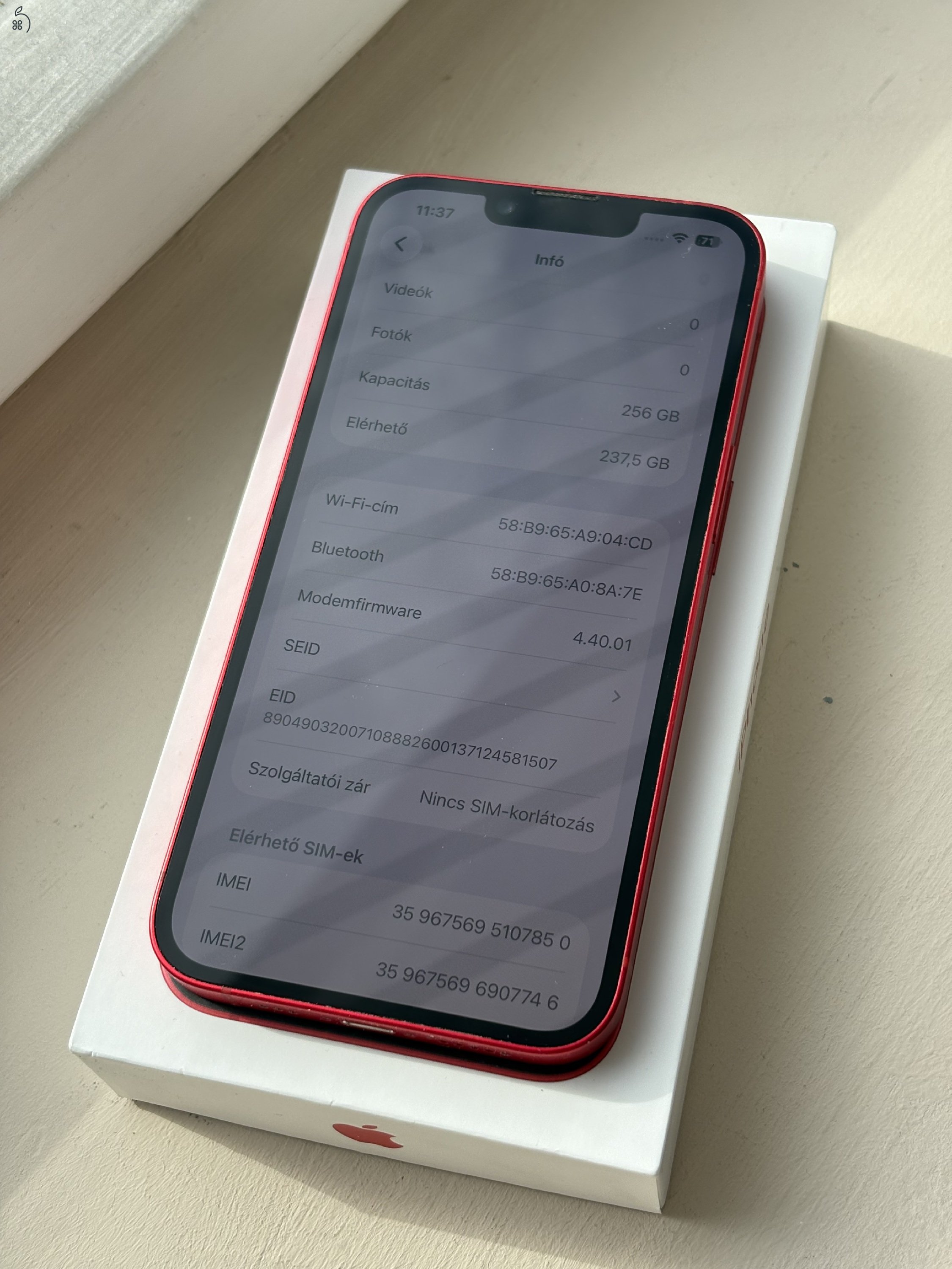 Apple iPhone 14 Red 256GB független 100% aksi