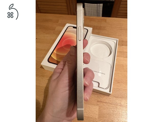 Eladó iPhone 12 – tökéletes állapotban 
