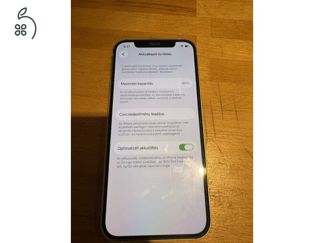 Eladó iPhone 12 – tökéletes állapotban 