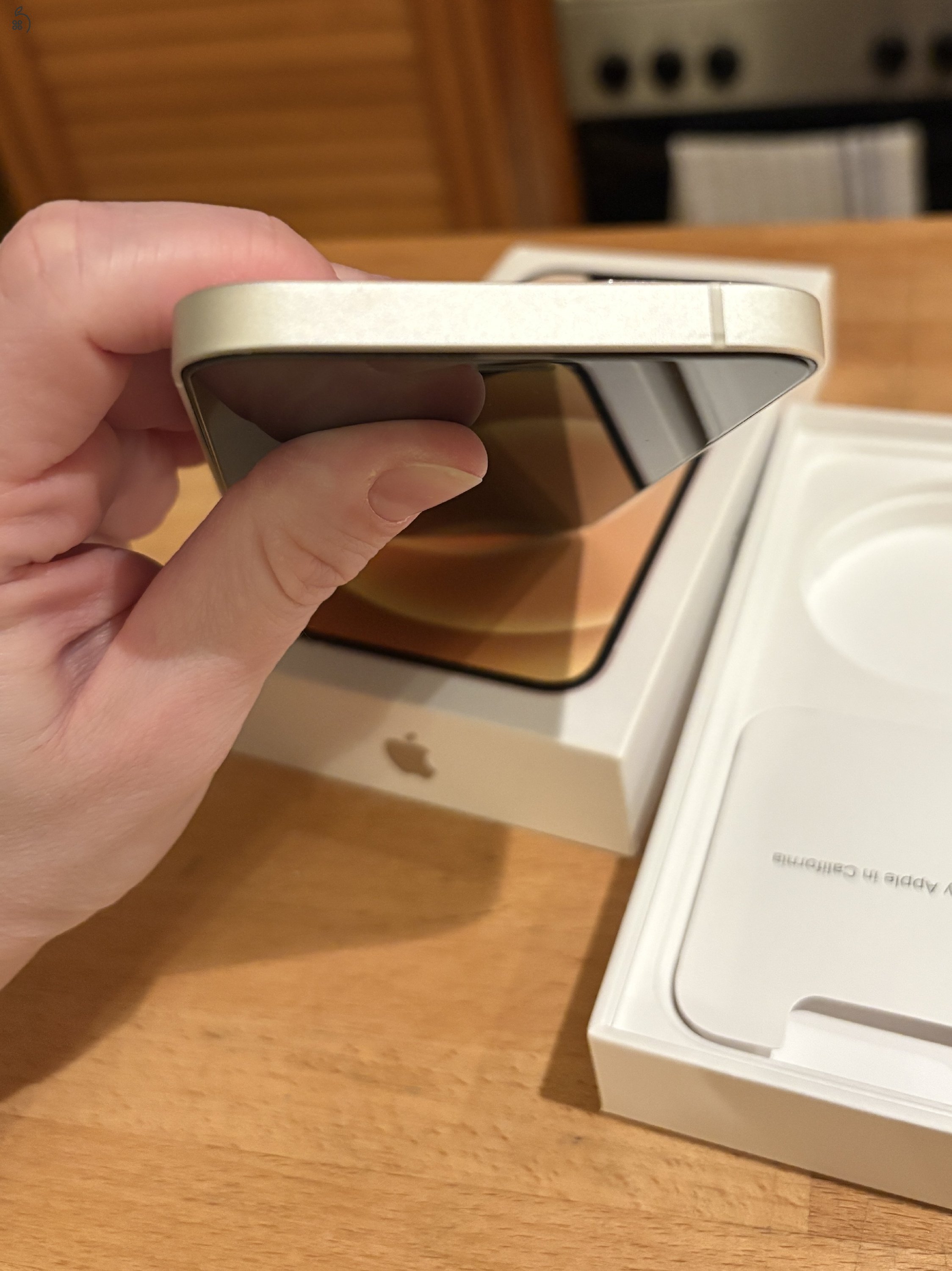 Eladó iPhone 12 – tökéletes állapotban 