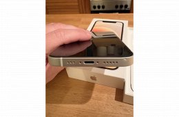 Eladó iPhone 12 – tökéletes állapotban 