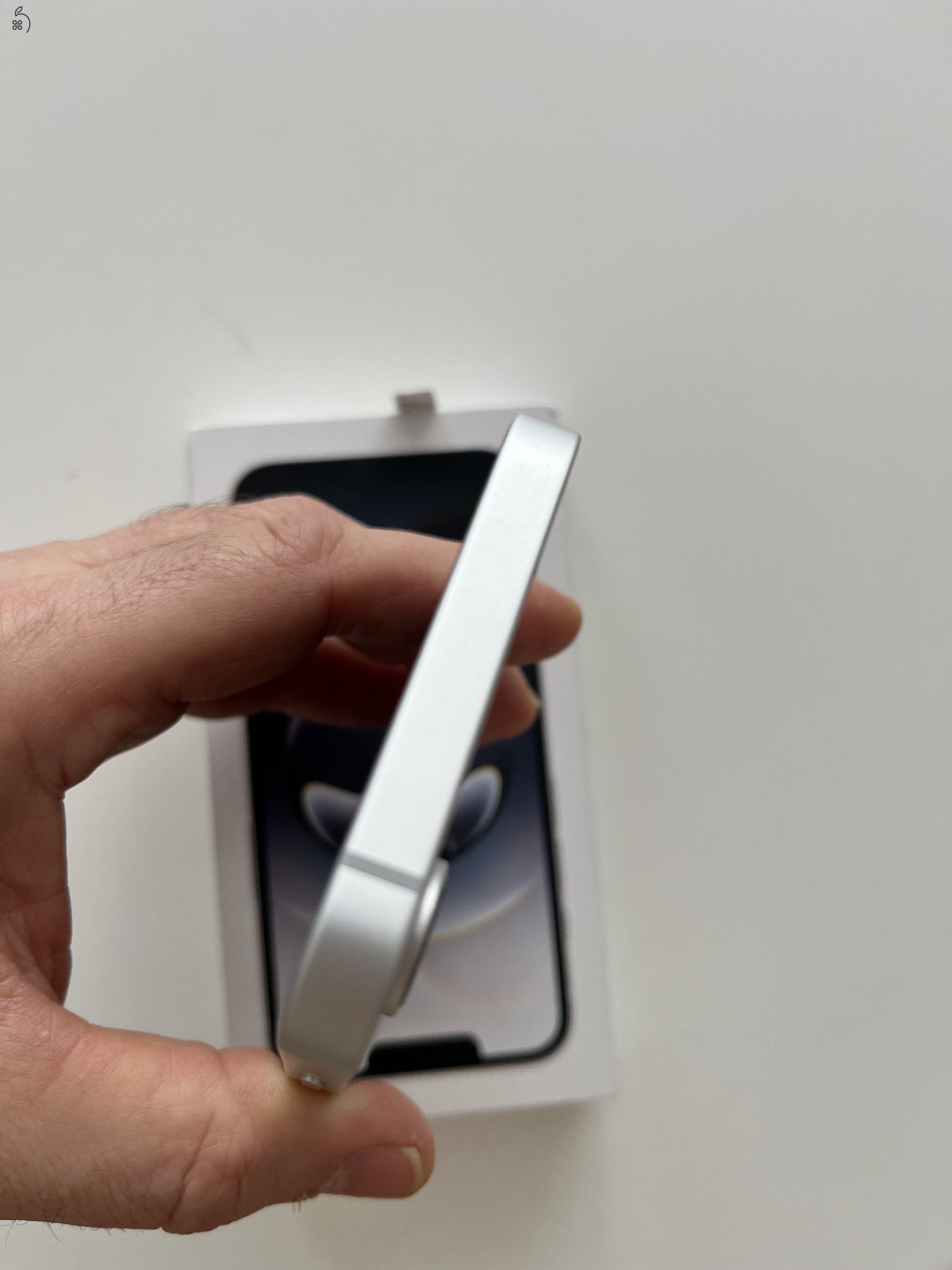 iPhone 16e 128GB Apple garancia! Akku 100%!