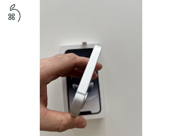 iPhone 16e 128GB Apple garancia! Akku 100%!