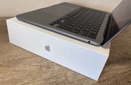 Macbook Air M2/8gb/256GB