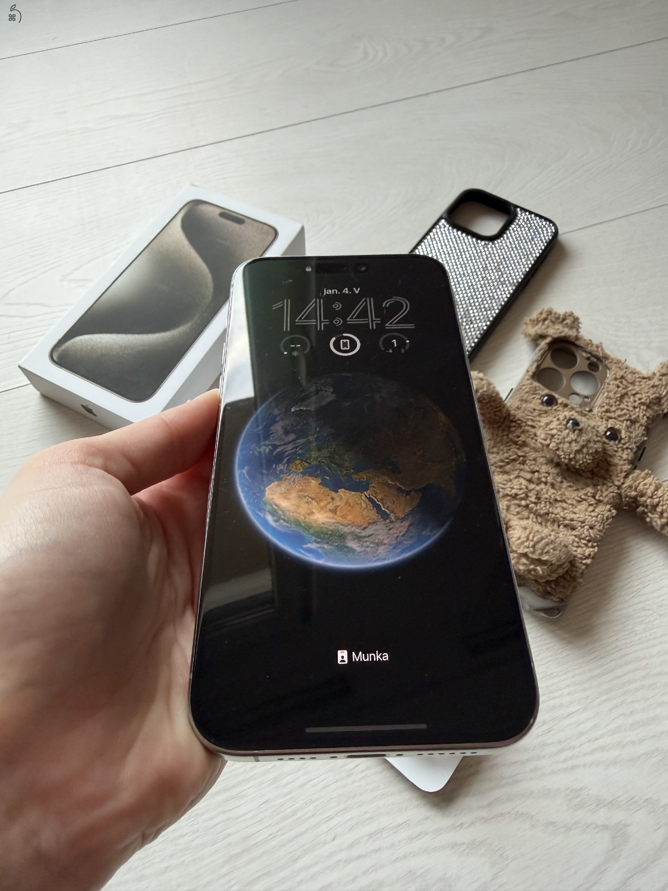 iPhone 15 pro max - 512 GB - fehér, kártyafüggetlen