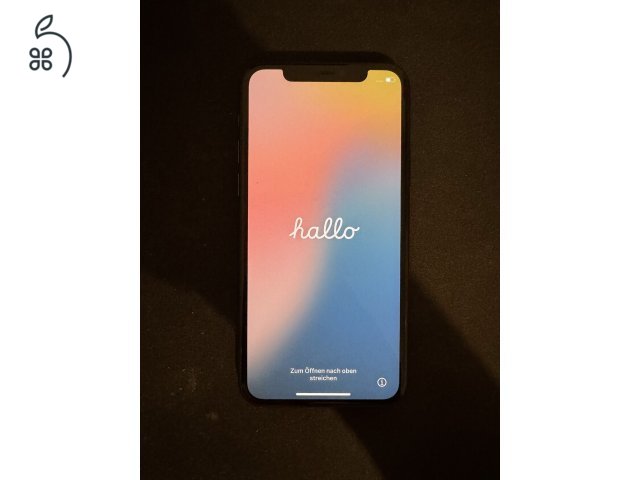Használt, szép állapotú iPhone 11 Pro 64gb összes gyári tartozékával, tokkal, extra kábellel