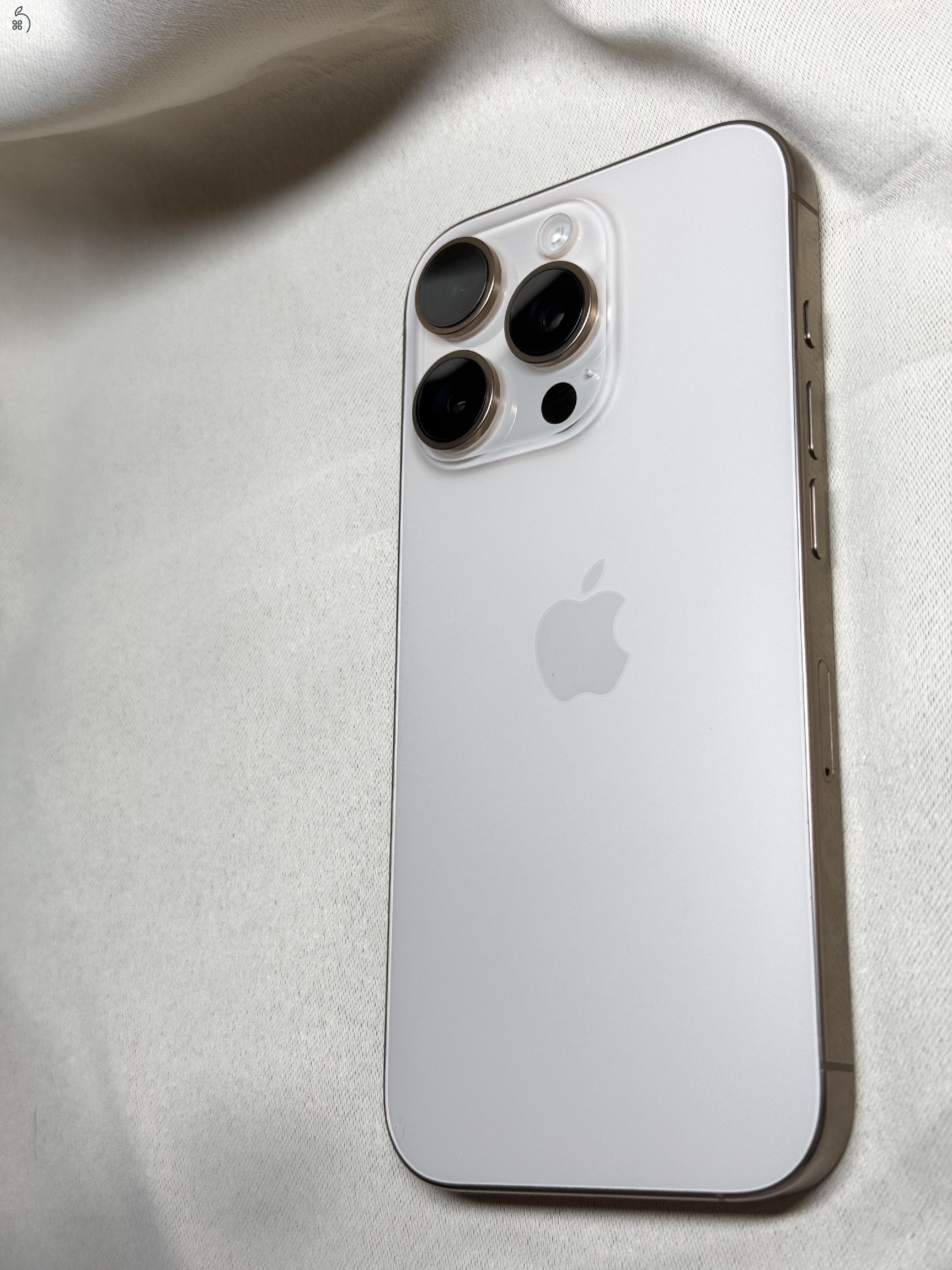 iPhone 16 Pro 128GB Desert Titanium