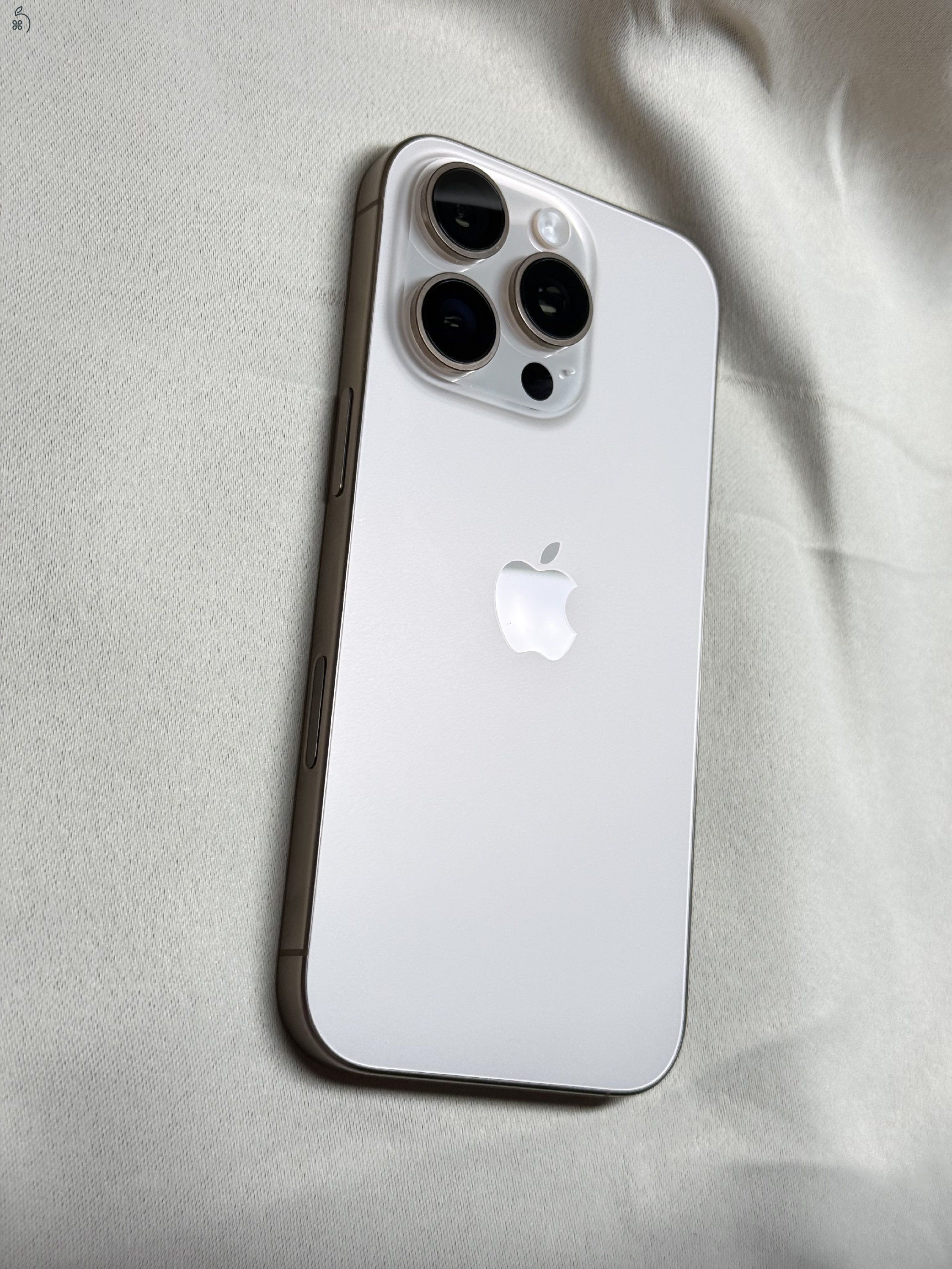 iPhone 16 Pro 128GB Desert Titanium