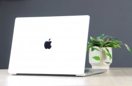 Apple Macbook Pro 16