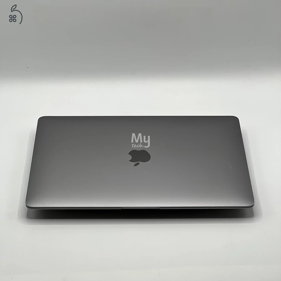 MacBook Air 13″ 2020, M1 8 Cores, 16 GB RAM, 7 core GPU, 256 GB SSD 27% Áfás  (0347AB-4392)