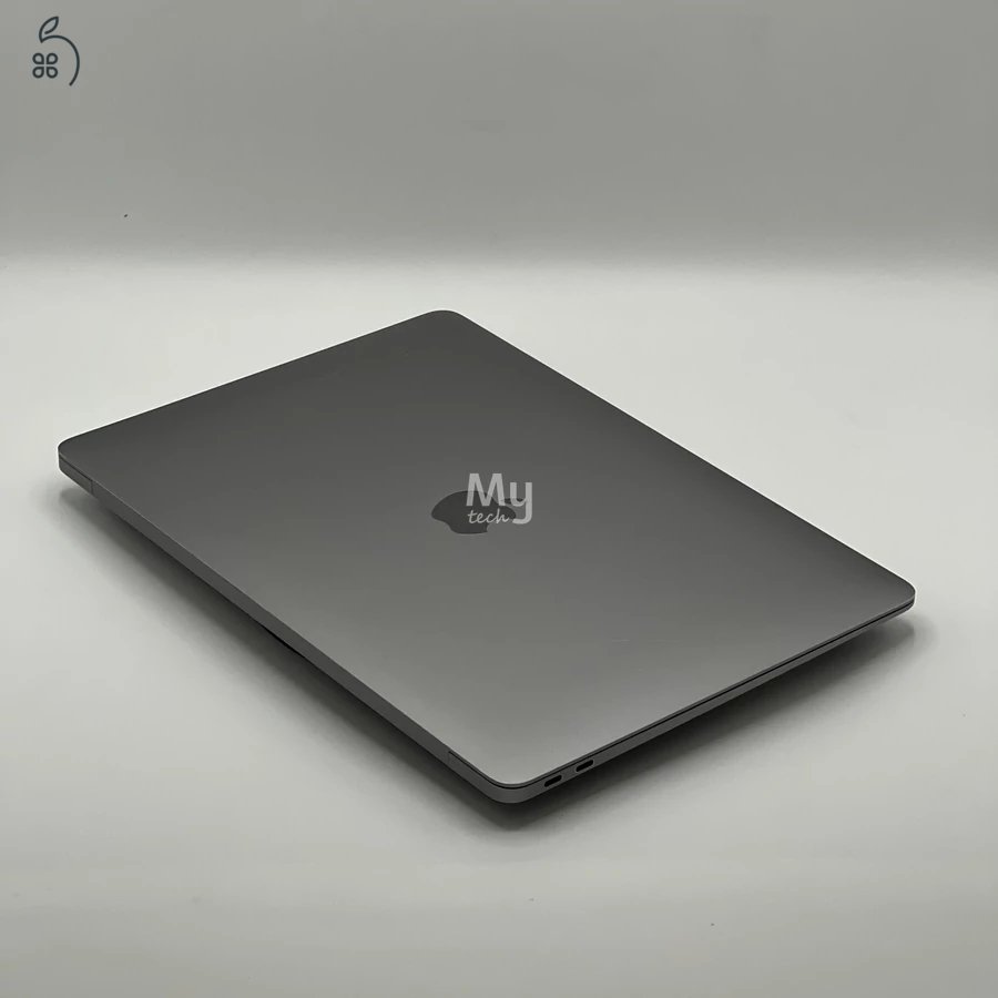 MacBook Air 13″ 2020, M1 8 Cores, 16 GB RAM, 7 core GPU, 256 GB SSD 27% Áfás  (0347AB-4392)