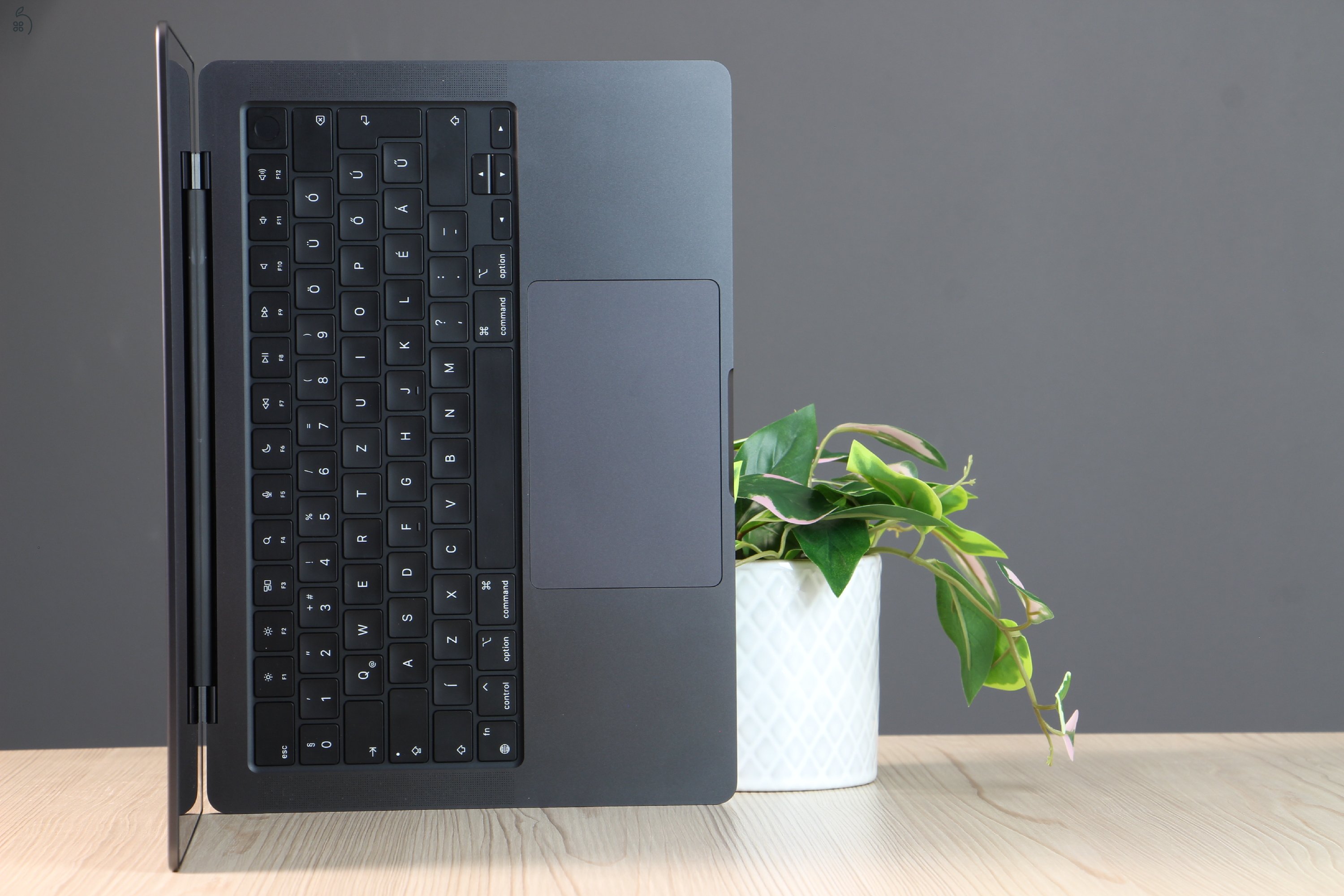 Apple Macbook Pro 14