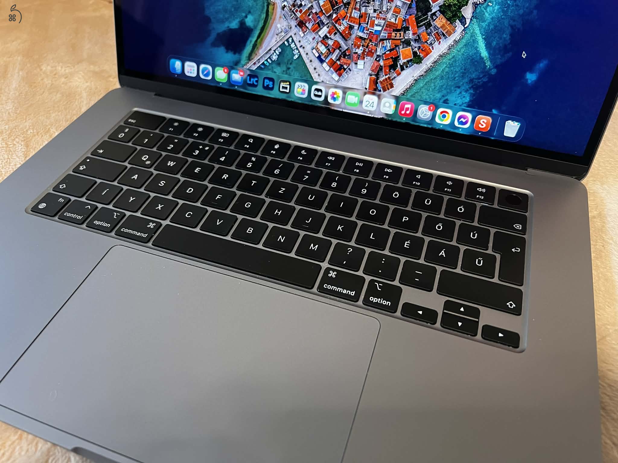 Eladó MacBook Air 15” M2 (2023.12.) – 8GB / 512GB – 100% akku – Garanciás 2026.12-ig – Magyar bill.
