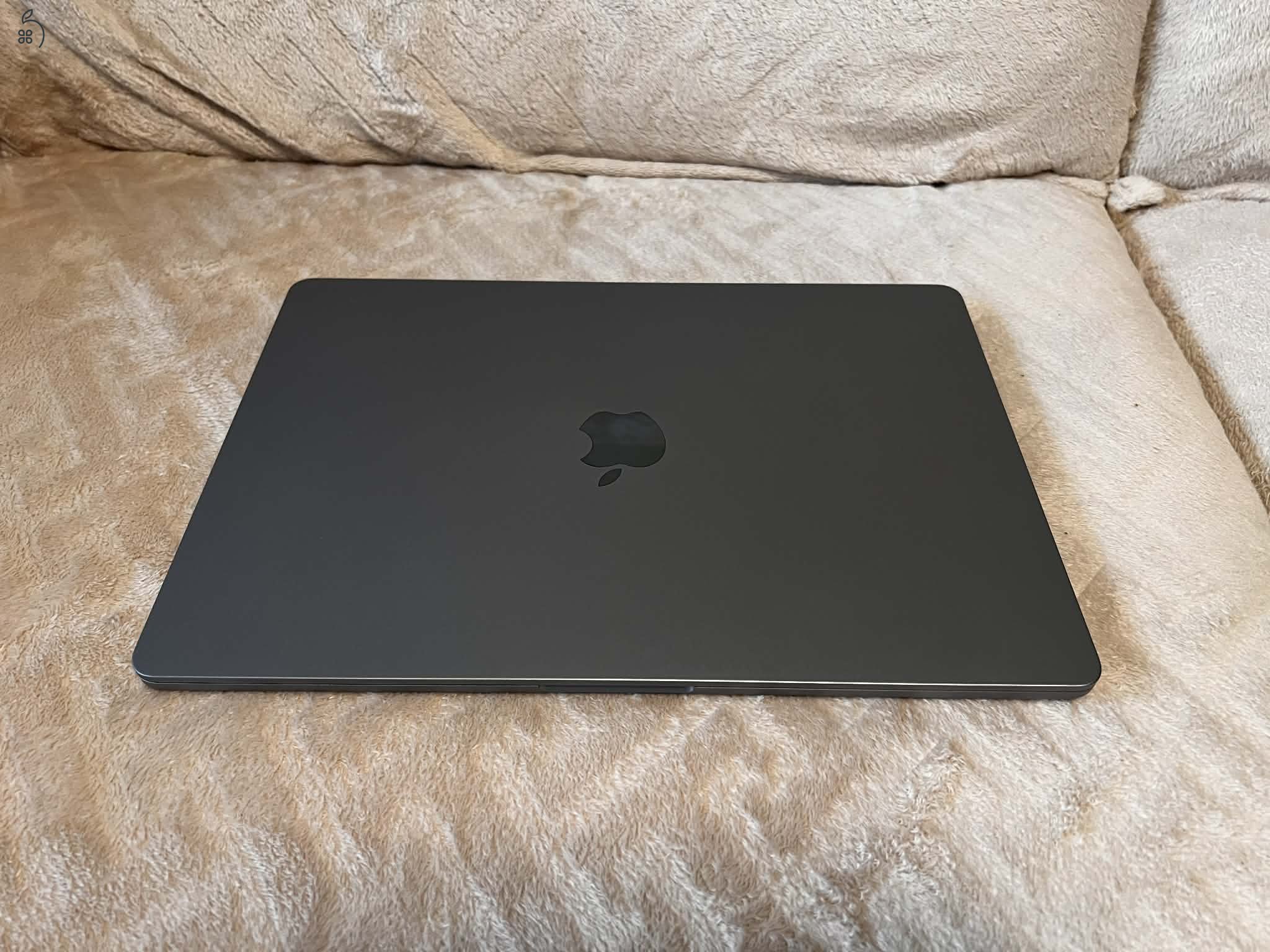 Eladó MacBook Air 15” M2 (2023.12.) – 8GB / 512GB – 100% akku – Garanciás 2026.12-ig – Magyar bill.