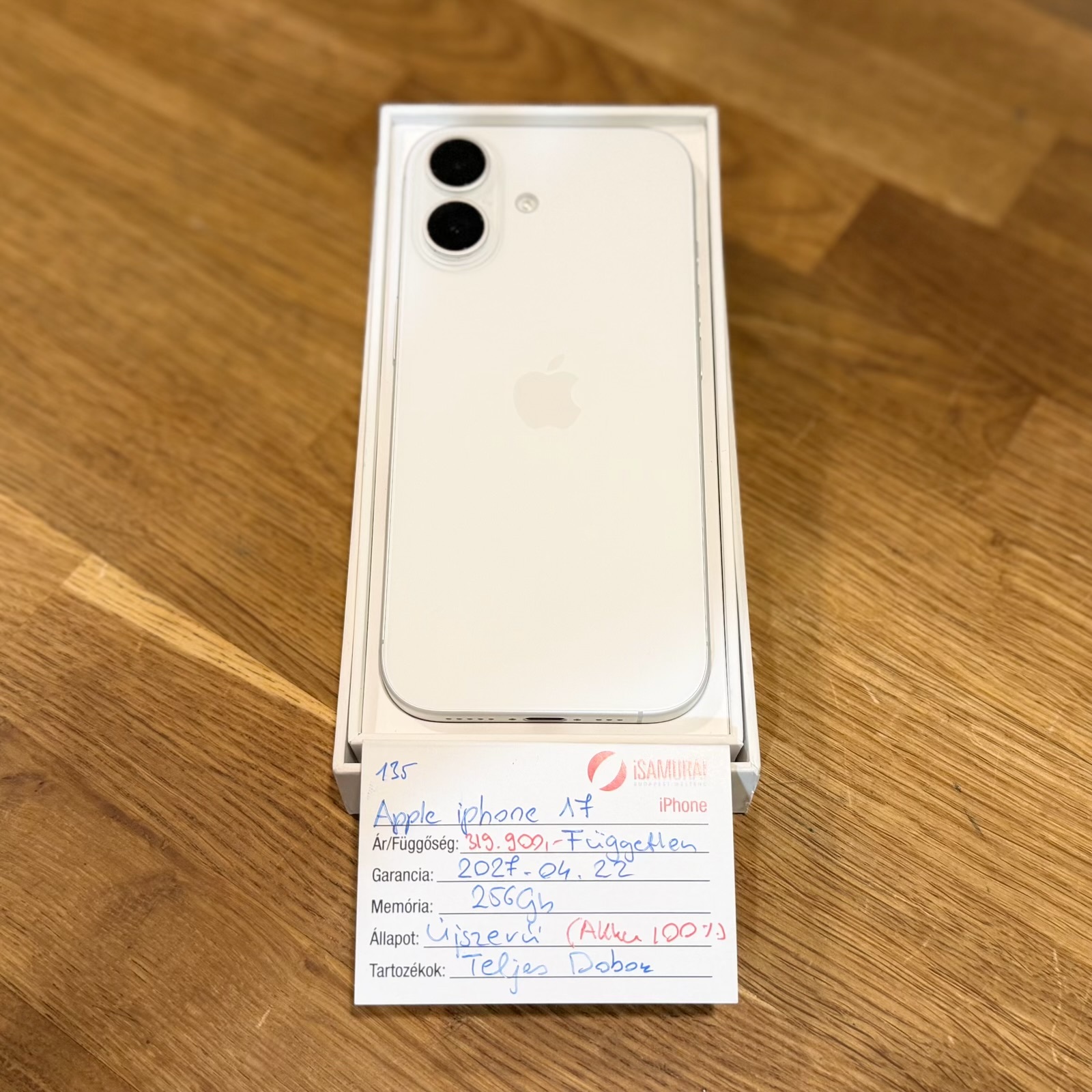 Apple iPhone 17 - 256 GB - Fehér - 2027.04.22 Gar. - Akku 100% (135.)