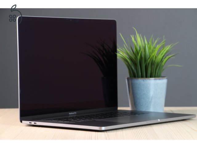 Apple Macbook Pro 16
