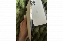 Eladó IPhone 13 Pro Max fehér színű 