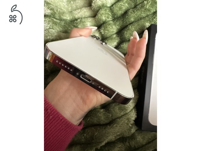 Eladó IPhone 13 Pro Max fehér színű 