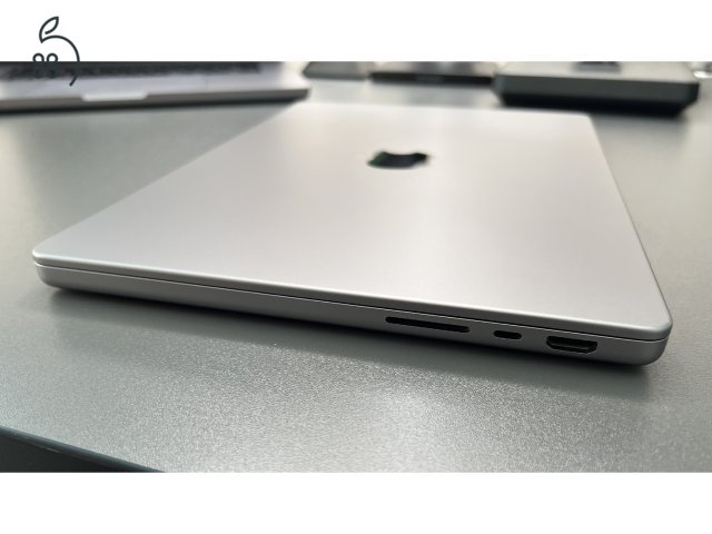 Apple MacBook Pro 14
