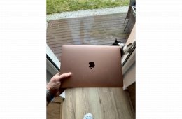 MacBook Air 13″ (2019) — i5, 8 GB RAM — szép állapot
