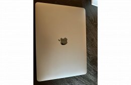 MacBook Air 13″ (M1, 2020) — 8 GB — kiváló állapot