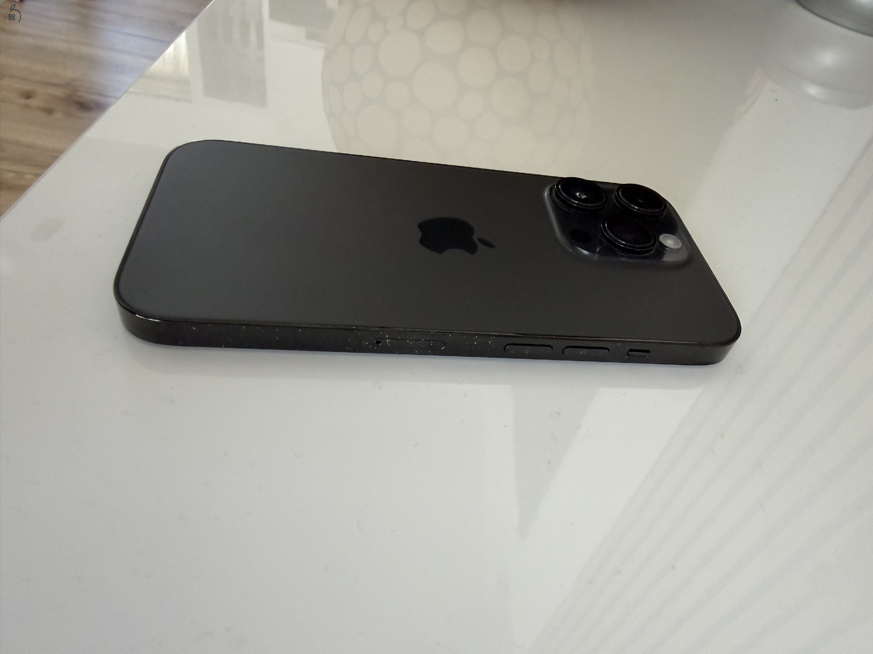Eladó iPhone 14 Pro Space Grey 256GB + Tok és fólia