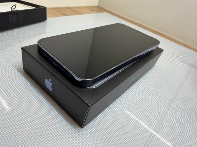 Eladó iPhone 13 Pro 256GB Sierra Blue, 83%, Makulátlan, karcmentes