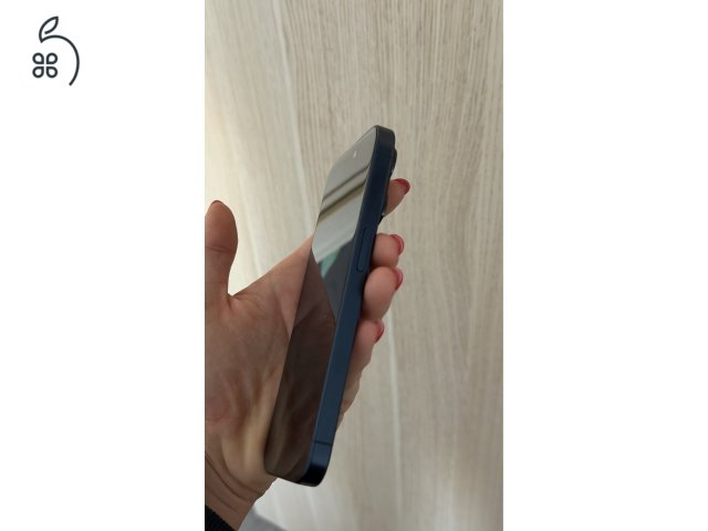 Kiváló állapotú, újszerű iPhone 15 Pro 256GB Titanium Blue