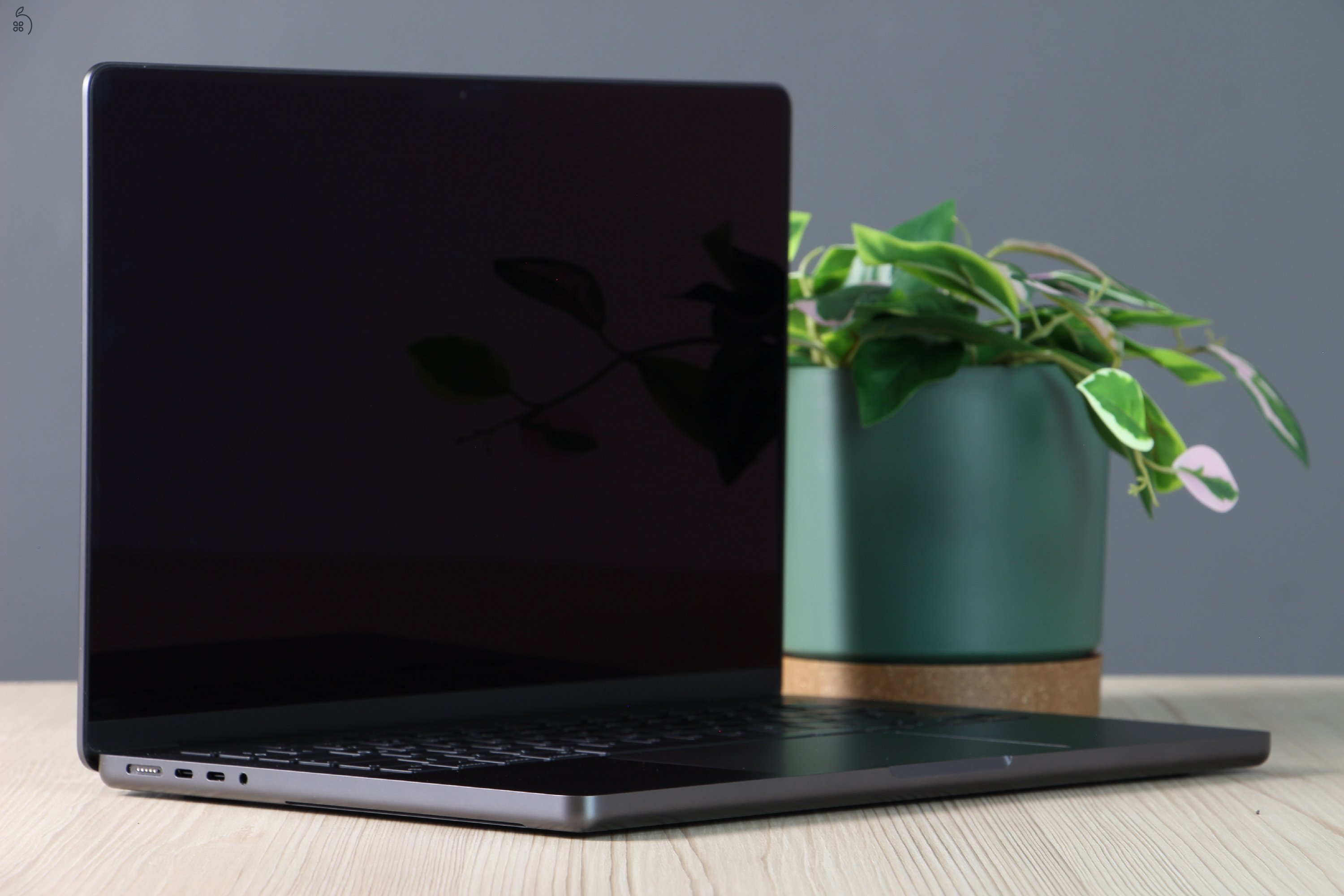 Apple Macbook Pro 14