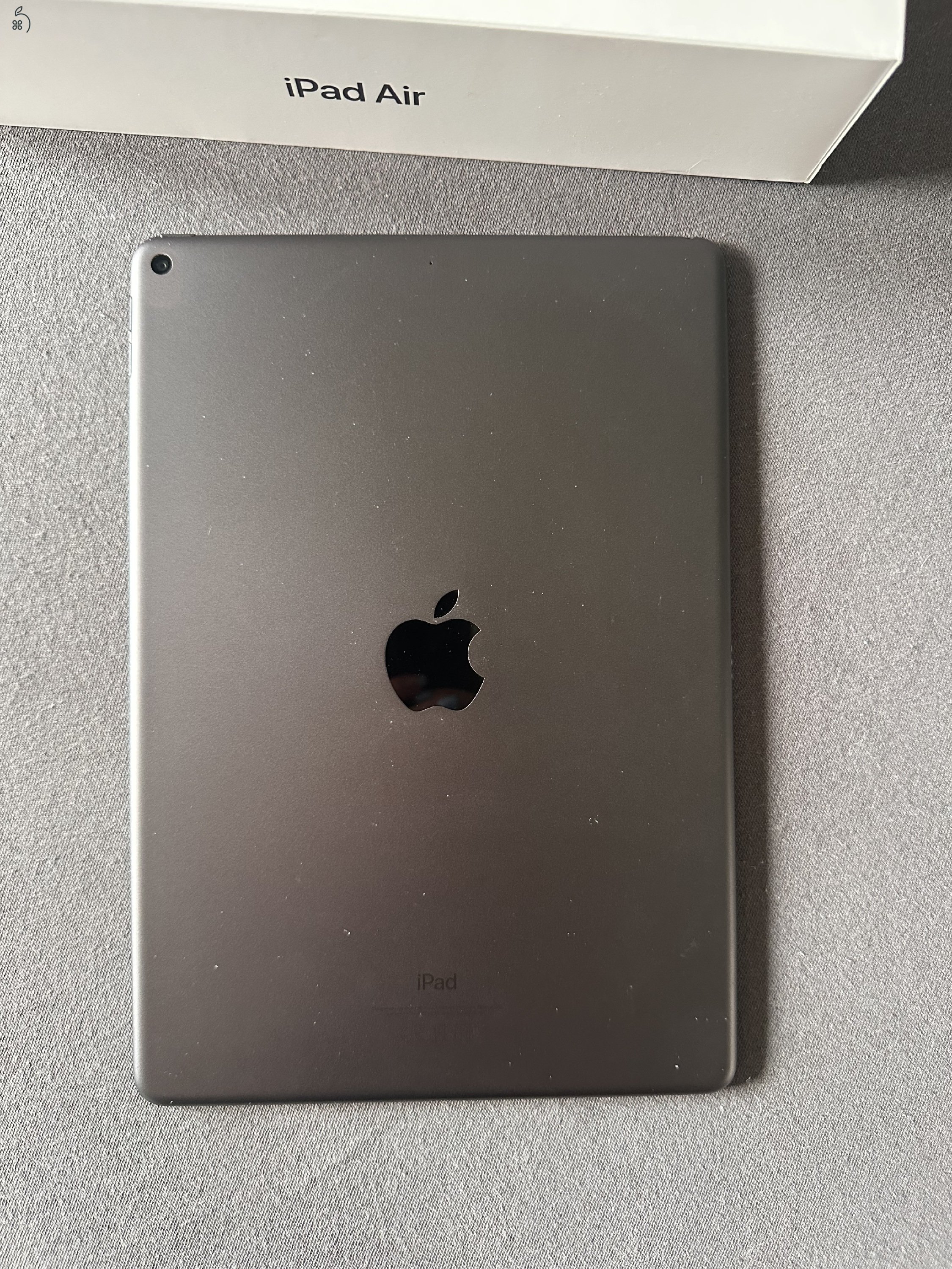 iPad Air 3 (2019) 64 GB Wi-Fi Space Gray + Apple Pencil (1. gen)