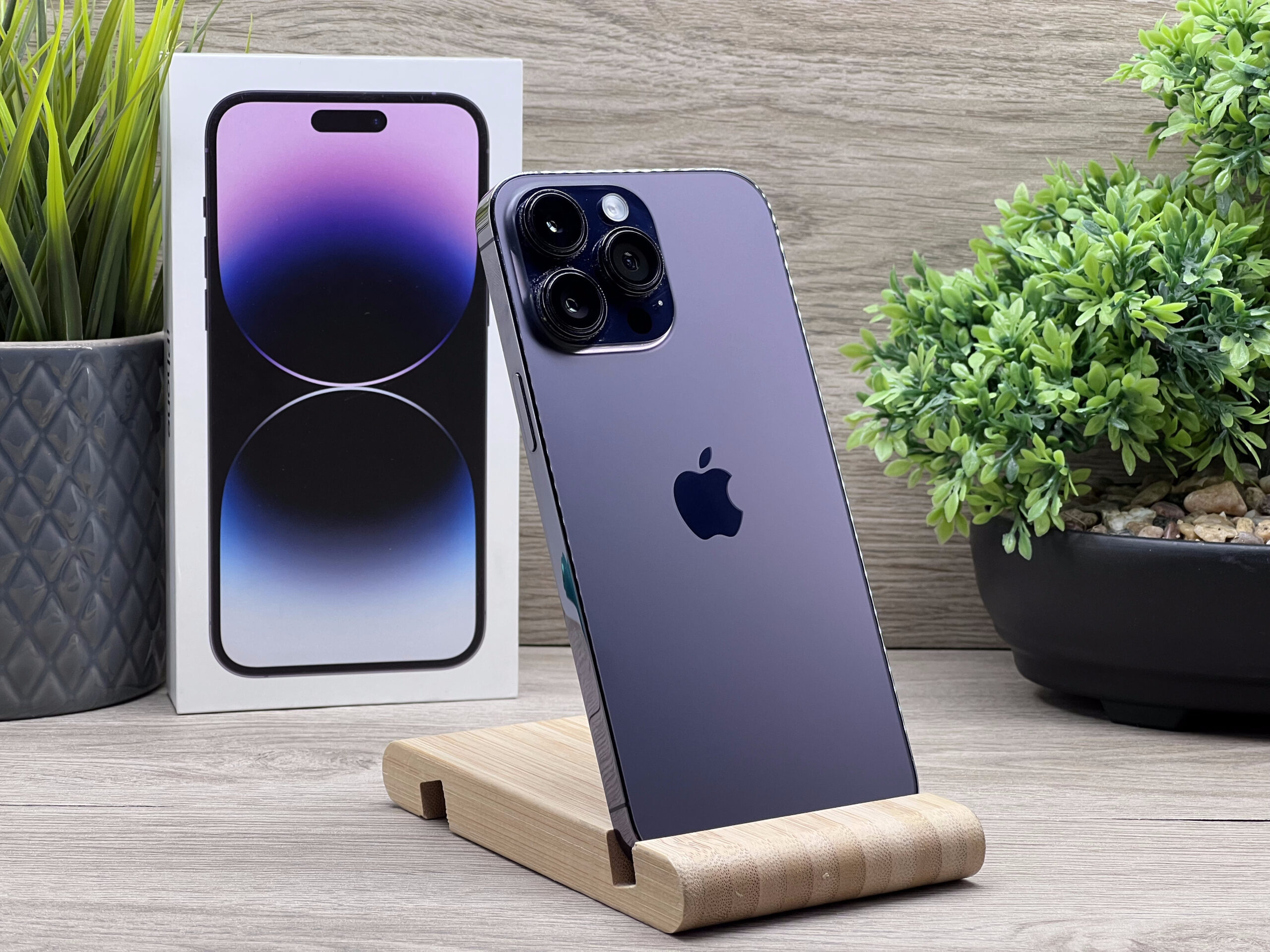 Hibátlan iPhone 14 Pro Max Deep Purple 256GB 2 ÉV Garanciával 90%