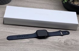 Apple Watch S8 Midnight 45mm CELL 2 ÉV Garanciával Számlával