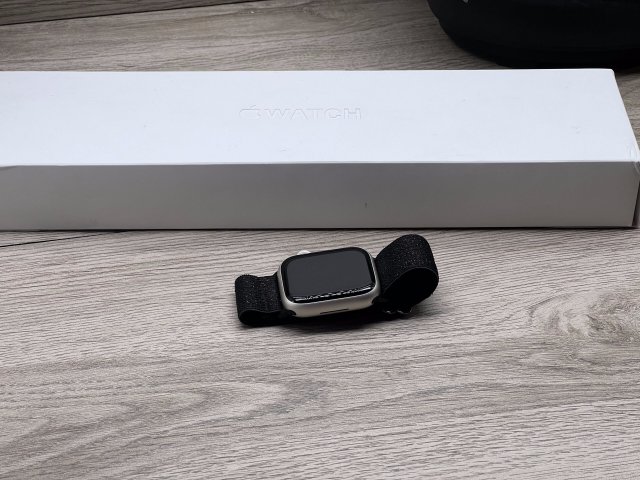 Apple Watch S8 Starlight 41mm CELL 2 ÉV Garanciával 100%