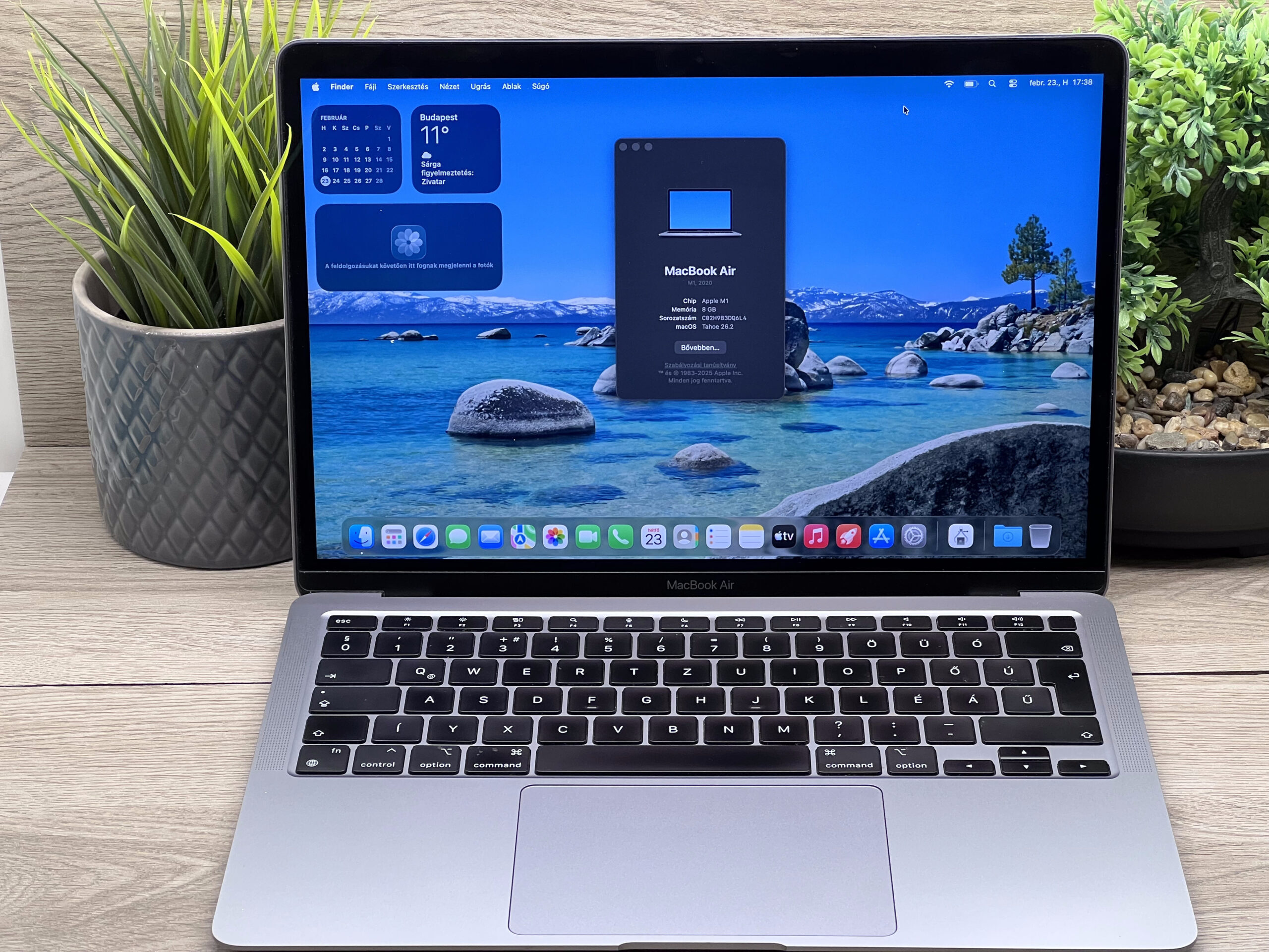 MacBook Air 2020 M1 13” 256GB 2 ÉV Garanciával Számlával