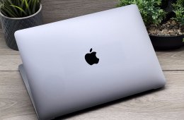 MacBook Air 2020 M1 13” 256GB 2 ÉV Garanciával Számlával