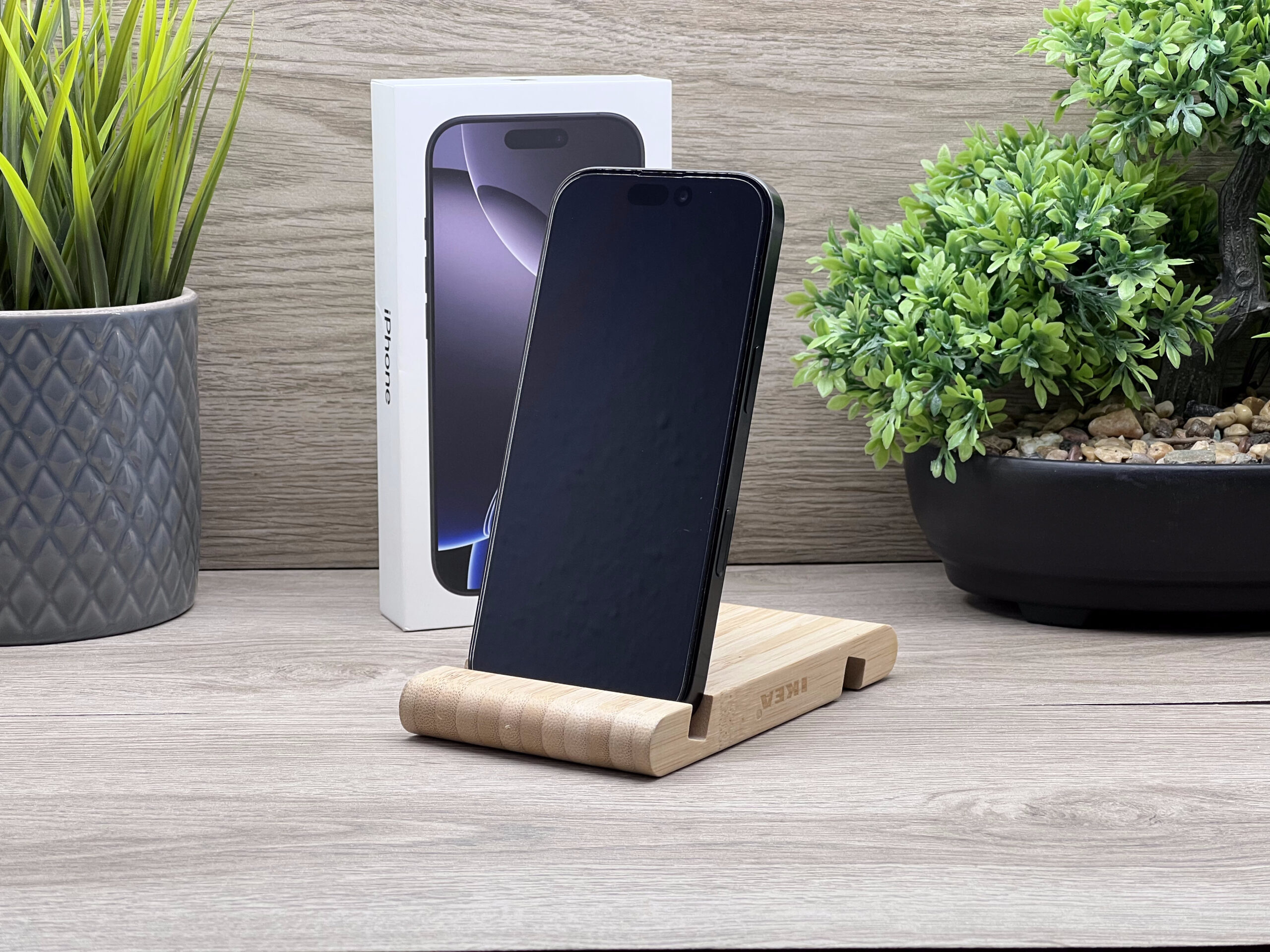 iPhone 16 Pro Black Titanium 128GB 2 ÉV Garanciával 92%