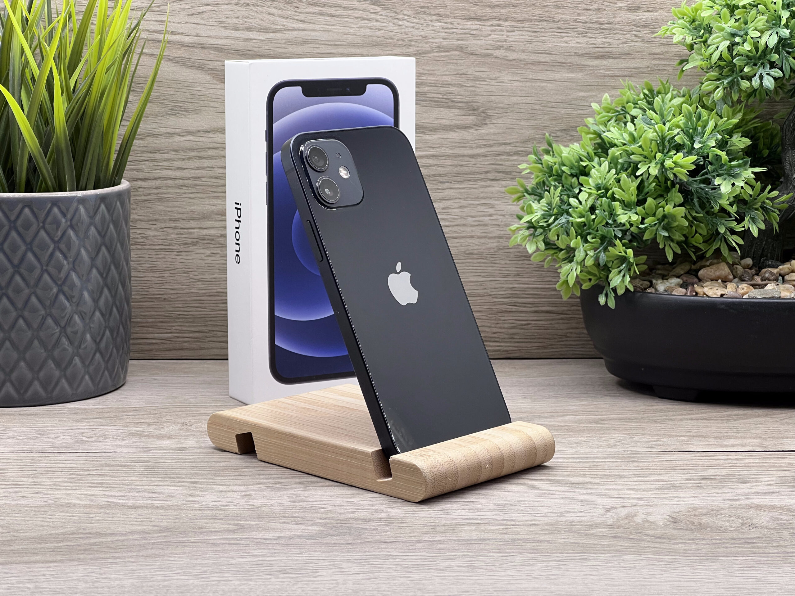 iPhone 12 Black 128GB 2 ÉV Garanciával 100%