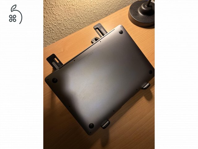 MacBook Air i3, 2020