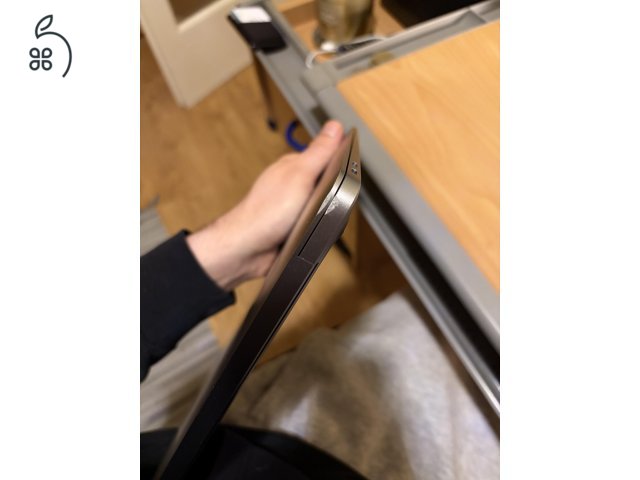 MacBook Air i3, 2020